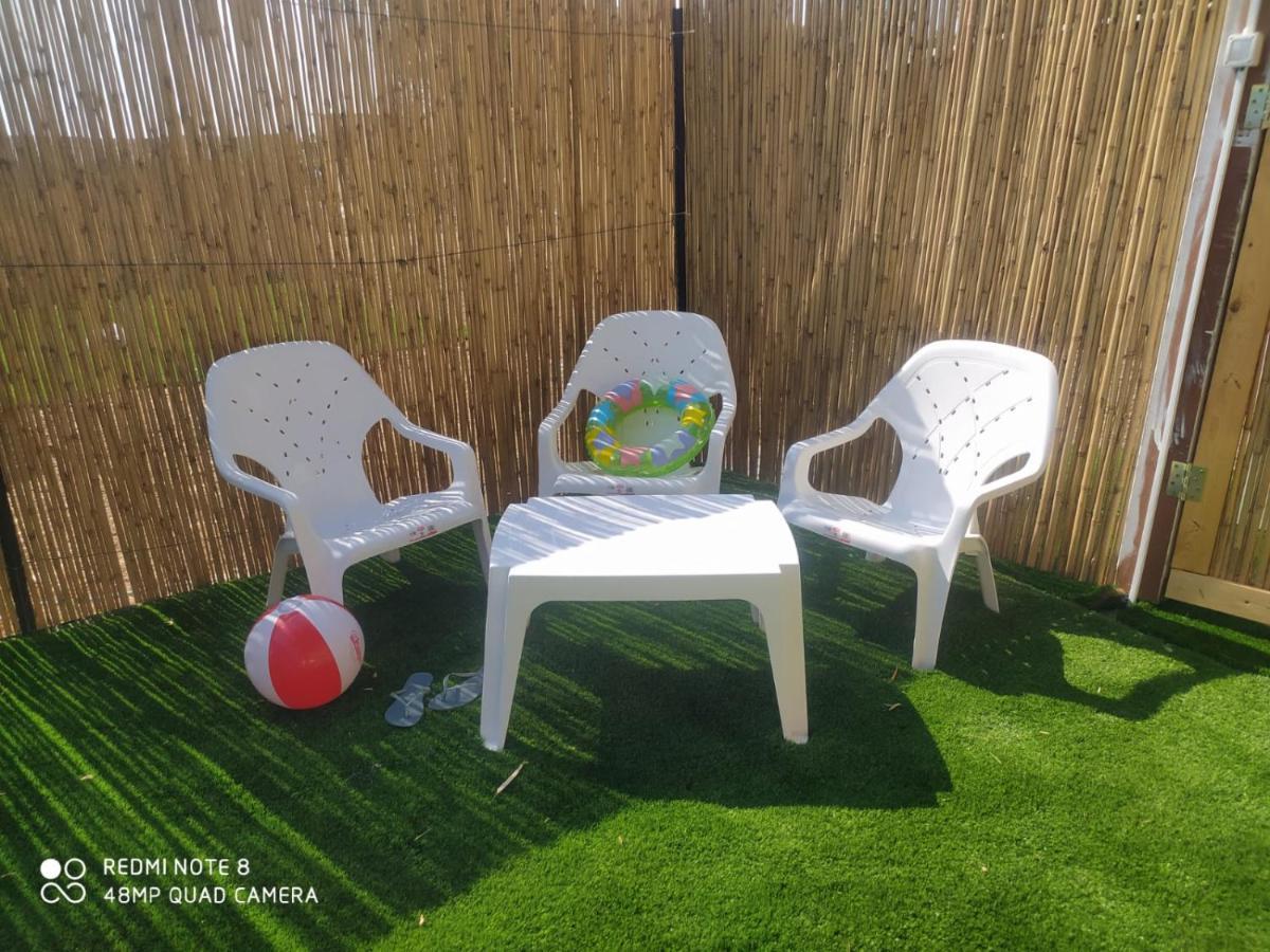 אצל דוד בכפר Lägenhet Kfar Gidon Exteriör bild
